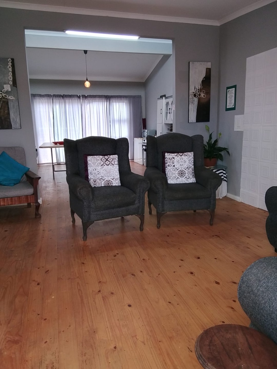 4 Bedroom Property for Sale in Kleinkrantz Western Cape
